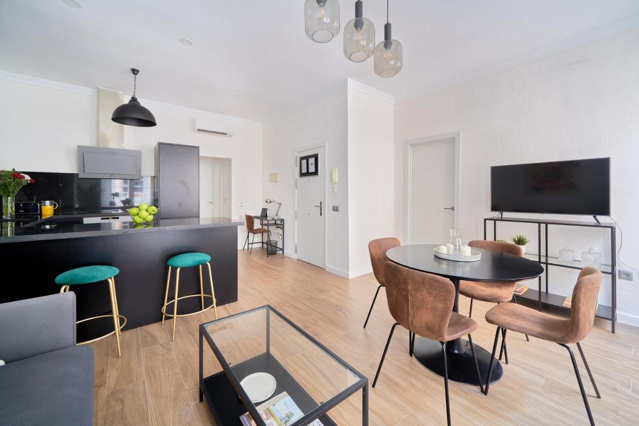 Apartamento Exclusivo Centro Historico マラガ エクステリア 写真